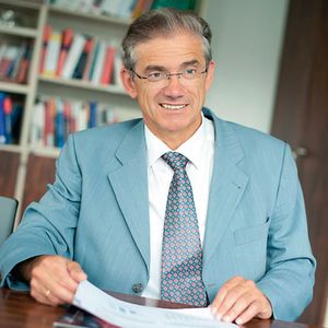 Eberhard Abele, Präsident der WGP: „Für die WGP ist Industrie 4.0 ein zentrales Zukunftsthema, dem wir uns in vielen Instituten widmen. Denn nur Unternehmen, die sich diesem Thema öffnen, werden wettbewerbsfähig bleiben.“