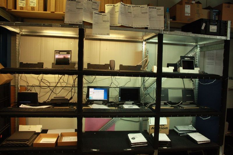 Auch die Motion-Tablets müssen sich erst im Testverfahren bewähren, bevor sie an den Kunden verschickt werden. (IT-BUSINESS/Sarah Maier)