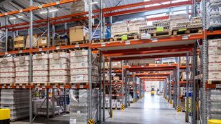 Alles, was es bei der Kloska Group in Sachen Palettengüter zu verstauen gibt, findet sich in den Meta-Multipal-Palettenregalen, auf die man bei Bedarf schnell Zugriff hat, wie Meta betont. (Bild: Meta)