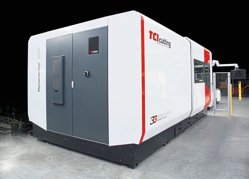 Die Dynamicline-Maschine von TCI Cutting schneidet in der Version mit 8-kW-Laser bis zu 30 mm dickes Material. Sie beschleunige mit satten 3 g, positioniere außerdem besonders dynamisch und präzise mit 0,03 mm/m. (TCI Cutting)