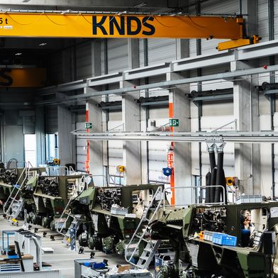 Skilled workers wanted: Production of BOXER drive modules at KNDS’ Munich facility. (Picture: KNDS)