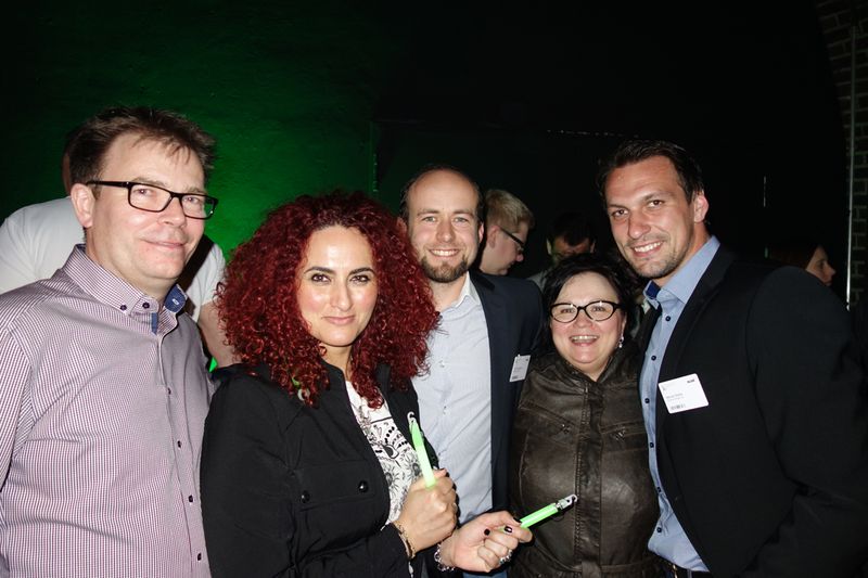 (v. l.) Ingo Zschierlich, bluechip, Besa Agaj, IT-BUSINESS, Sascha Morbitzer, bluechip, Susanne Nas, iiyama, und Manuel Starke, bluechip (Bild: IT-BUSINESS)