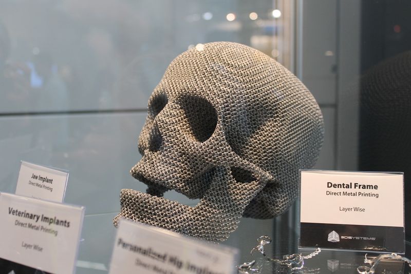 Additive Manufacturing; examples from Euromold 2014, Austech 2015 and Renishaw. (Source: Schulz)