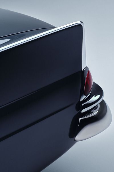 Mercedes-Benz 220 SE „Heckflosse“-Limousine der Baureihe 111, Produktionszeit 1959 bis 1965. Fahrzeug aus dem Jahr 1963. (Bild: Mercedes-Benz AG)