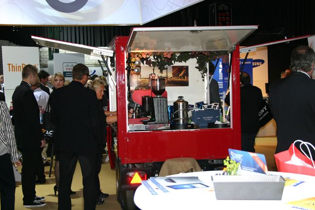 Leckeren Cappuccino gab es bei dem roten Italiener. (Archiv: Vogel Business Media)