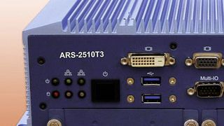 Die besonderen Stärken des ARS-2510T3 Box Computers von Advantech liegen in der Kombination von Intel Core i7 CPU mit Temperaturklasse T3. (Advantech)