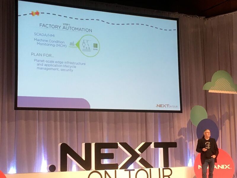 Wolfgang Huse, Solutions Architect DevOps & IOT, erläuterte den Besuchern den Umgang von Nutanix mit der Multi Cloud. (Dr. Dietmar Müller)