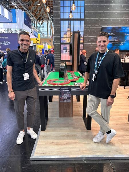 Immer mit Vollgas dabei, (l.) Tim Daniel und Michael Bajtala (DELL). (Bild: Vogel IT-Medien)