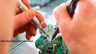 Das Iwaz als Lohnfertiger mit All-in-One-Service erledigt diverse Aufträge in höchster Qualität. (Bild: Iwaz)