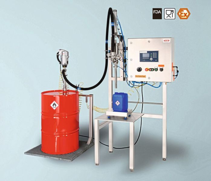 Kompakte, halbautomatische Abfüllanlage: Flux-Fill WT Ex mit Flux Ex-Pumpe und Flux Ex-Motor auf der Zuführseite (Bild: Flux)