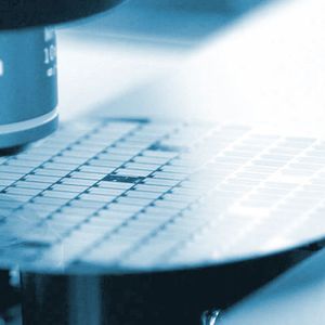 Sowohl die SiC-Wafer-Fertigung als auch die Produktion von Rohmaterialien sollen jeweils um das bis zu 30-Fache gesteigert werden.