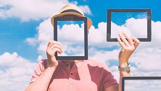 André Röhrich von QSC erklärt in seiner Keynote zur CLOUD Virtual Conference 2020 warum gerade Public Clouds wertvoll für digitale Geschäftsprozesse sind (gemeinfrei© stokpic)