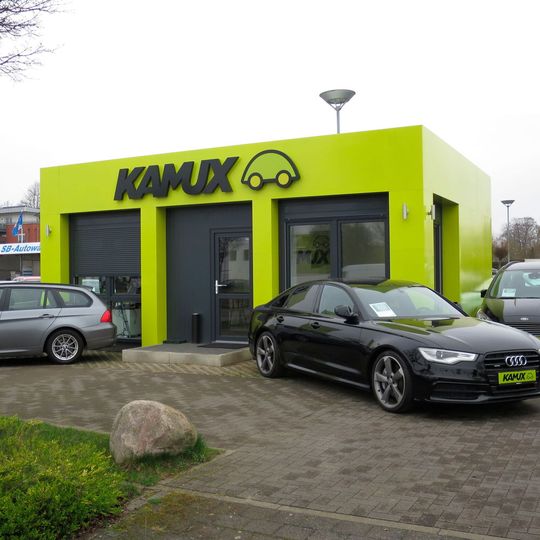Die Gebrauchtwagenkette Kamux behält ihr Expansionstempo bei: jedes Jahr zwei neue Filialen. Im Sommer wird Nummer acht in Lübeck eröffnet.(Bild:  Lulei/»Gebrauchtwagen Praxis«)