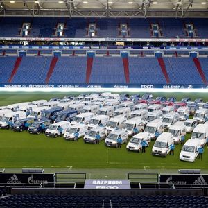 Airgroup bietet mit über 20 Standorten, 300 Mitarbeitern, 100 Servicetechnikern und einem deutschlandweiten Mietpark für Industriekompressoren ein flächendeckendes Servicenetz.