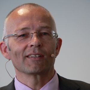 Dr. Claus Jessen, Vorstand Product Supply bei Festo: "Die Automatisierung mit elektrischen Antrieben ist heute noch viel zu komplex!"