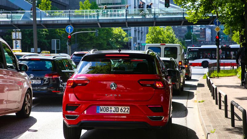 In das Ranking flossen unter anderem die Bewertungen von Car- und Bike-Sharing-Angeboten, Fahrradwegenetz, ÖPNV und Elektroauto-Infrastruktur mit ein.(Bild:  SP-X)