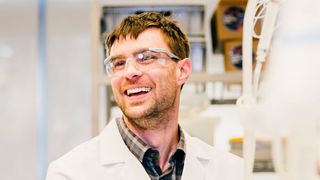 Eine ursprünglich vom Merck Innovation Center ins Leben gerufene digitale Wissensplattform wird künftig von Empolis weiterentwickelt und global vermarktet. (Tobi Bohn/ Merck)