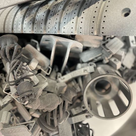 Collection of various 3D-printed parts.(Source:  Späh)