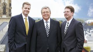 Florian Festge (links) und Dr. Fabian Festge (rechts) übernahmen zum 1. Januar 2014 die Aufgaben ihres Vaters Dr. Reinhold Festge. (Haver & Boecker)