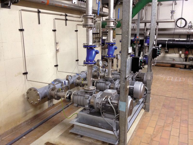 Installierte Edur-Mehrphasenpumpen LBU 603 D160L /15,0 KW (Bild: Edur)