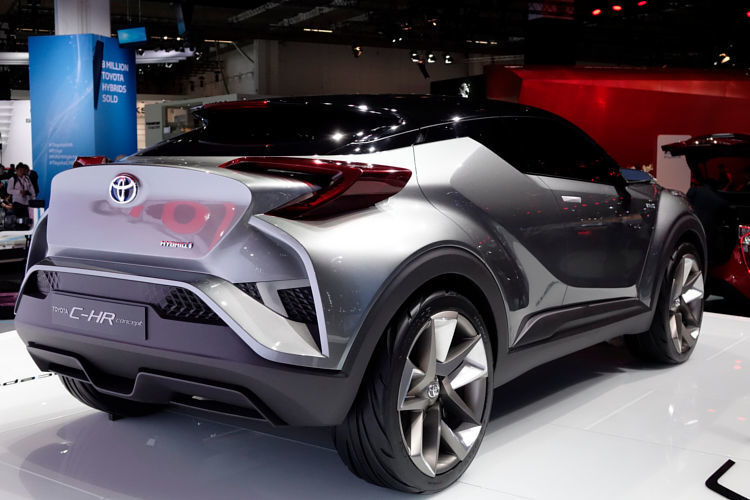 Der C-Crossover trägt die neue Toyota-Formensprache in sich und orientiert sich dabei an einem Diamant. (Foto: Thomas Günnel/ AI)