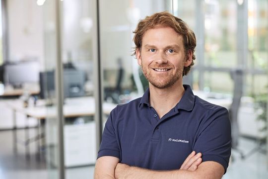 Patrick Fröse ist gemeinsam mit Dr. Georg Bachmaier und Dr. Wolfgang Zoels Geschäftsführer der MetisMotion GmbH mit Sitz in München. Mit über zehn Jahren internationaler Erfahrung in den Bereichen Finanzierung, Geschäftsaufbau, Marketing und Strategie in Hightech-Branchen, zeichnet er auch bei MetisMotion für diese Geschäftsfelder verantwortlich.(Bild:  MetisMotion)