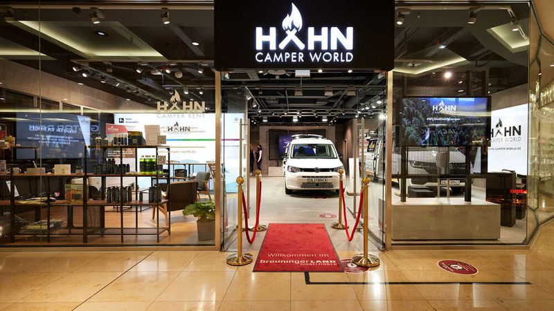 Der Store ist weit mehr als eine Präsentationsfläche für aktuelle Modelle. (Hahn-Guppe)