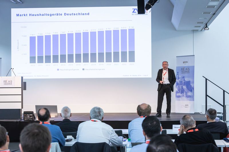 Eindrücke vom 2. Anwenderforum Relaistechnik vom 17. bis 18. Oktober 2019 in Würzburg  (VCG)