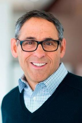 Karamba Security wird Neil M. Schloss, den langjährigen Finanzvorstand der Ford Motor Company, zum 1. Januar 2019 als unabhängigen Direktor in den Vorstand aufnehmen. Schloss verlässt Ford zum 31. Dezember 2018.  Derzeit ist er dort Vice President und Chief Financial Officer bei Ford Mobility. Er leitet das Finanzgeschäft der Geschäftseinheiten Ford Smart Mobility und Autonomous Driving und verantwortet ebenfalls die IT- und Global Data Insight & Analytics-Organisationen des Unternehmens. Davor war Schloss über zehn Jahre lang als Vice President und Corporate Treasurer für das Unternehmen tätig. (Karamba Security)