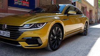 Der Arteon ist nach dem Touareg das zweite Topmodell von Volkswagen. Wir haben das Coupé mit 140 kW/190 PS getestet. (Sven Prawitz)
