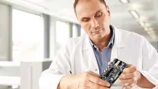 Mit einem eigenen Sicherheitskonzept konnte Leuze nach eigenen Angaben über 70 Prozent der Kontakte reduzieren.  (Leuze)