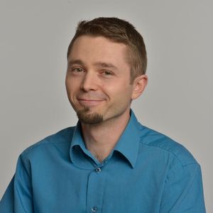 Stefan Haberland, Senior Consultant & Project Management bei Brainworks: „Mobile Arbeitsplätze gehören mittlerweile zum Standard in Unternehmen und rein kabelgebunden Arbeitsplätze werden immer weniger. Und wenn nicht komplett auf Notebooks gesetzt wird, wird das Desktop-System meist um mobile Geräte wie Tablets und Co. ergänzt – ohne zuverlässige WLAN-Infrastruktur ist das jedoch nicht machbar.“