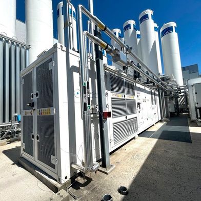 Linde unterstützt mit dieser neuen Anlage den Halbleiterhersteller Infineon Austria in Villach in Sachen umweltschonende Produktion ... (Bild: Linde)