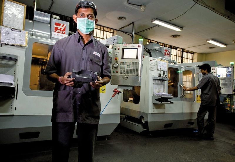 In der Elektrodenfertigung stehen drei Haas-Werkzeugmaschinen. (Bild: Matt Bailey)