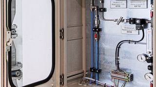 Die Oxidationseinheiten für die Eisenentfernung sorgen trotz des dynamischen Wasserverhaltens für eine exakt dosierte Belüftung. (Werner Bennek, Bürkert Fluid Control Systems)