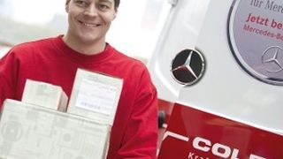 Die Auslieferungsfahrer von Coler beliefern die Freien Werkstätten bis zu viermal am Tag – auch mit Originalersatzteilen der Automobilhersteller. (Foto: Coler)