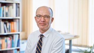 Christoph Abeln ist Fachanwalt für Arbeitsrecht. Kündigungsschutz ist aktuell eines der Top-Themen in der Branche. (Bild: Steffen Jänicke/Abeln)