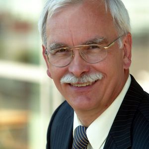 „Wir könnten noch mehr LCDs absetzen, wenn die Produktionskapazität da wäre”, , Sharp Microelectronics Europe