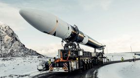 So sieht die Spectrum-Rakete von Isar Aerospace aus München aus. Sie ist zwar erst in der Testphase, soll aber Spacex beim Transport von Satelliten einmal ablösen. Grund zum Jubeln gibt es auch, denn es sind neue Investoren-Millionen unterwegs ... (Bild: Isar Aerospace)