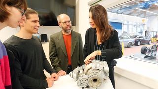 Vier neue Studiengänge bietet die Hochschule Landshut zum Herbstsemester 2021 an: Additive Fertigung, Automobiltechnik (Bild), Nutzfahrzeugtechnik sowie Bauingenieurwesen. (HS Landshut)