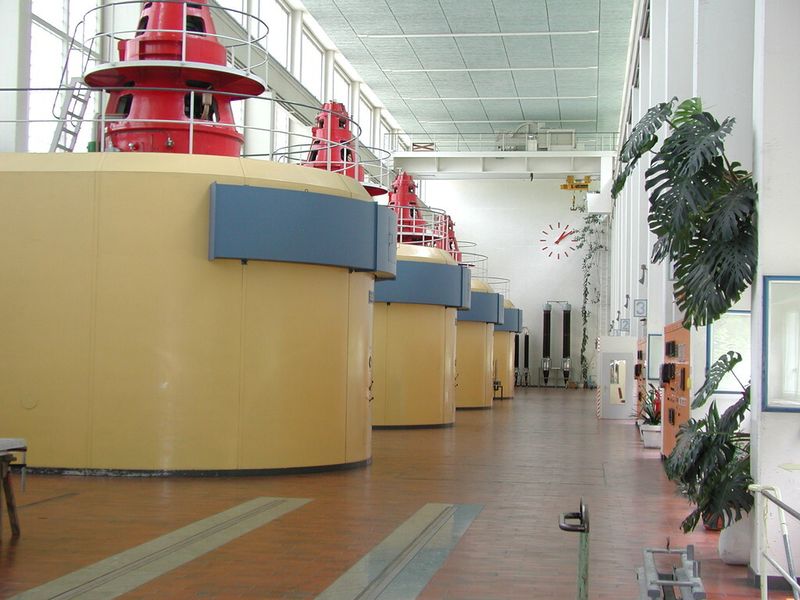 Der Maschinensaal der Zentrale in Sils. (Bild: Eplan)