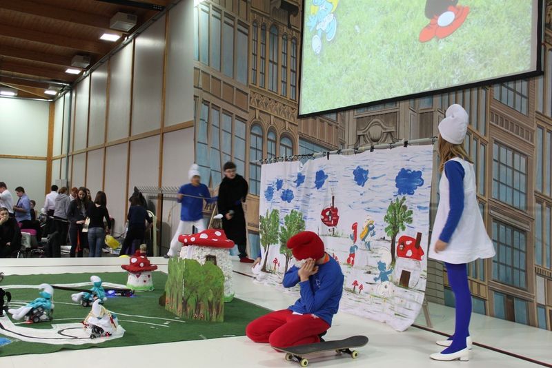 Im Nachwuchswettbewerb Robocup Junior treten Teams in den Disziplinen Dance, Rescue und Soccer an. (Bild: Robocup Pressefoto)