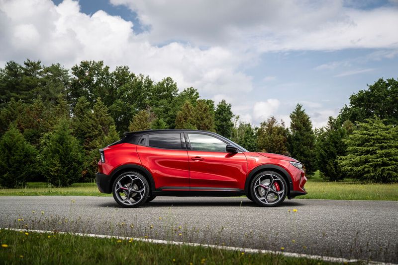 Der Alfa Junior Veloce ist 4,17 Meter lang. (Bild: Alfa Romeo_Stellantis)