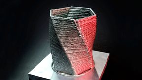 So kann ein additiv gefertigtes Metallbauteil aussehen, das mit der kollaborierenden WAAM-Anlage von Alotec Dresden an der BTU Cottbus-Senftenberg schichtweise aufgebaut wurde. (Bild: BTU Cottbus-Senftenberg)