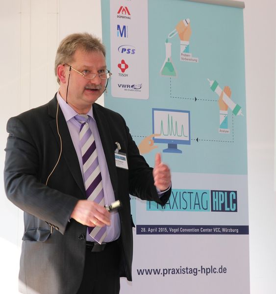 Was passiert mit den HPLC-Lösungsmitteln? Das die Beantwortung dieser Frage nicht trivial ist und wie die normgerechte Entsorgung gelingt, beschrieb Thomas Matheis von der Firma Düperthal Messtechnik. (Bild: LABORPRAXIS)