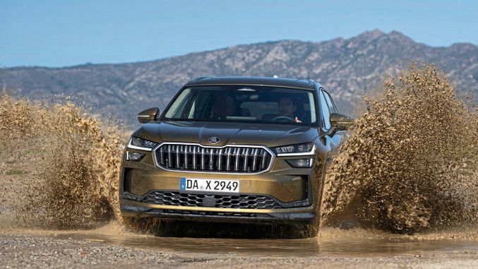 In der Kommunikation setzt Skoda ein Stück weit auf Geländegängigkeit. Manche Ausführungen gibt es nur mit Allradantrieb. (Bild: Skoda)