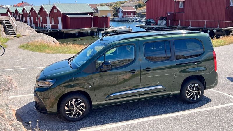 Stark in speziellen Segmenten: Heute ist der Diesel etwa bei Hochdachkombis wie dem Toyota Proace City Verso weiterhin sehr beliebt und natürlich bei klassischen Transportern. (Bild: autodrom)