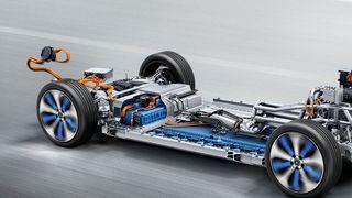 Beim Mercedes EQC kauft Daimler den Antriebsstrang zu. Bei kommenden Modellen soll er aus eigener Produktion stammen. (Daimler)