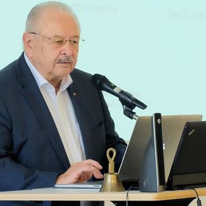 (Zietz/»kfz-betrieb«)