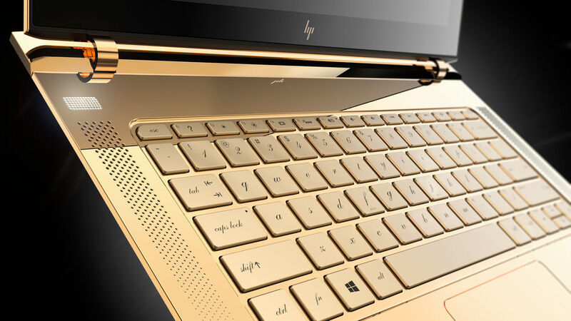Und nicht nur die Tastatur glänzt dank Goldüberzug. (Bild: HP)